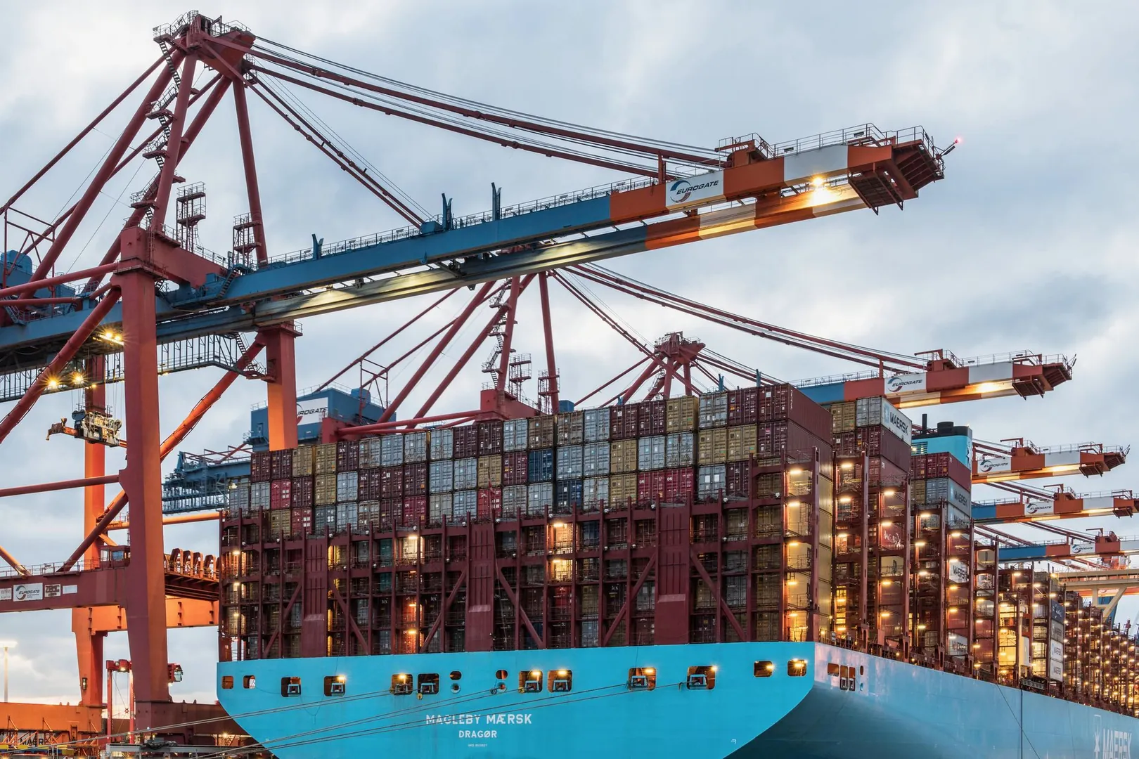 Master Cross-Border eCommerce: Your Gateway to Global Sales Success
