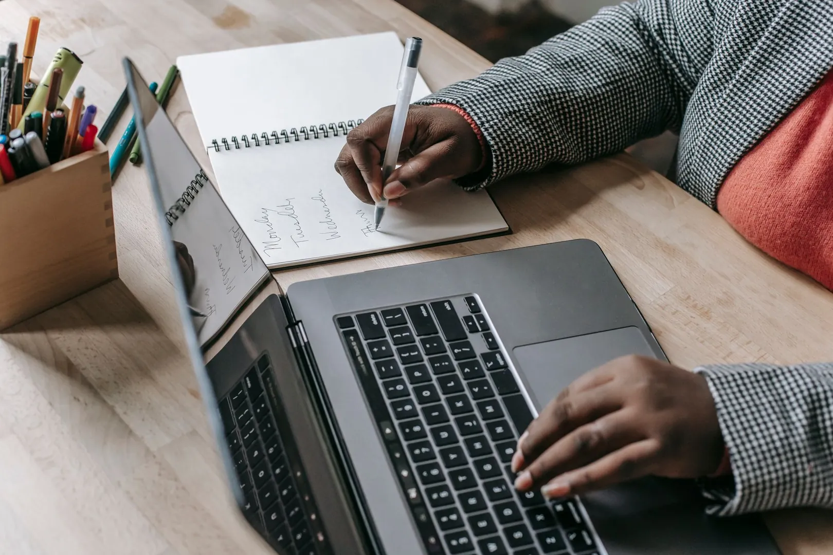 Master Dropshipping: Essential 9-Step Guide for 2026 Success